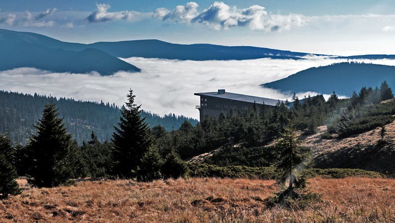 Čeká nás inverzní počasí. Někde slunce, jinde celý den mlha
